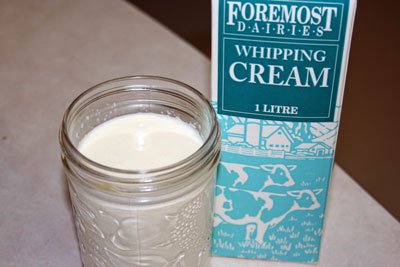 whipping-cream-for-creme-fraiche