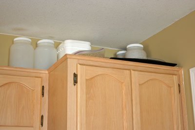 bulk-storage-on-top-of-cupboards