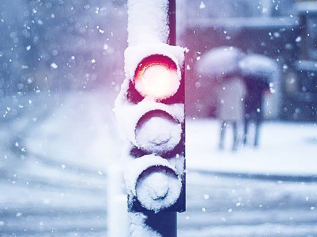 red light in snow
