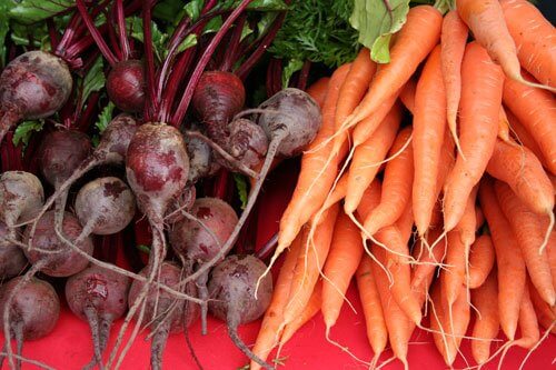 beets and carrots at farmers market