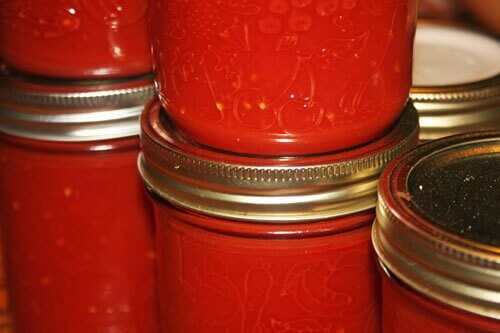 jars of homemade tomato sauce