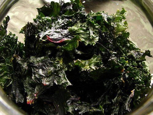 How to Make Delicious Kale Chips