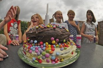 Let's Talk: Should You Allow Your Kids to Eat Junk at Birthday Parties?