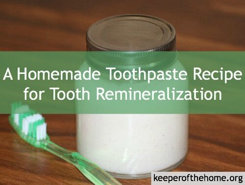 Common oral care is treatment, but with this homemade toothpaste you’ll be more preventative and remineralize your teeth!