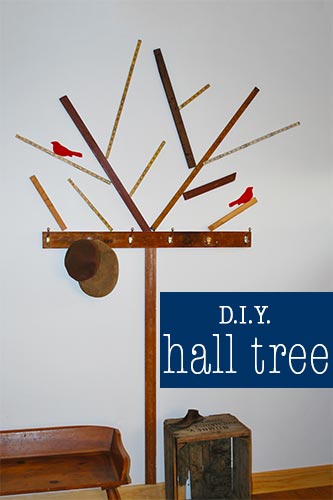This DIY hall tree is cheap, quick, and easy to make to give your home a perfect spot to hang all those hats, leashes, and keys that get tossed anywhere! 
