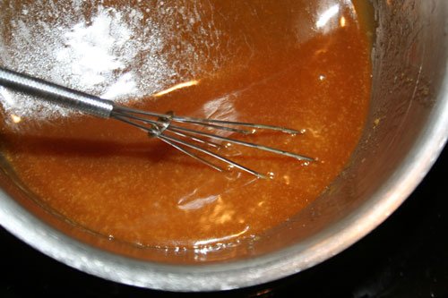 finished caramel in pot