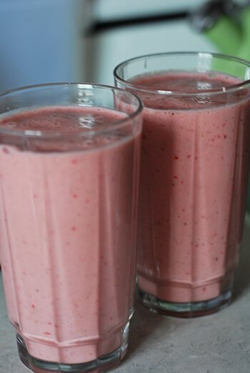 Strawberry Rhubarb Smoothie