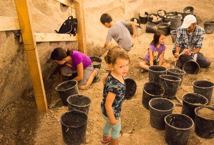 us digging in tel maresha israel