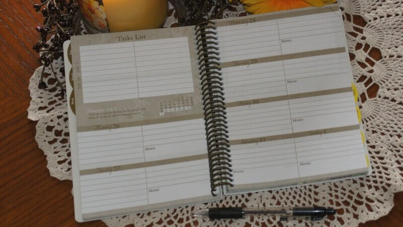 Homemaker's Friend Giveaway: Win 1 of 10 Daily Planners!