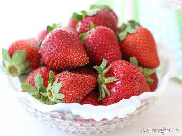 65 Fabulous Gluten-Free Strawberry Recipes for Spring