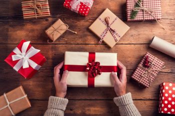 25 Natural Holiday Gift Ideas and Shopping Guide 35