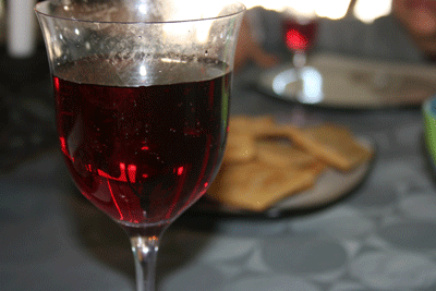 Glass-of-grape-juice