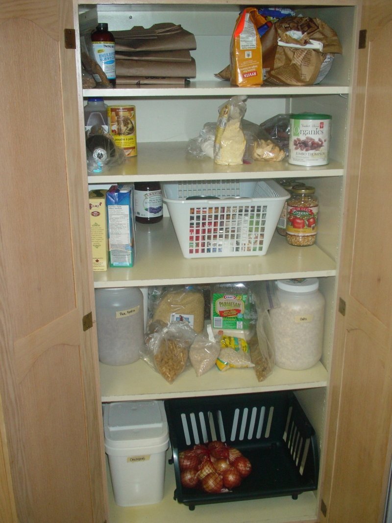 I remember what it feels like to have an organized kitchen! 2